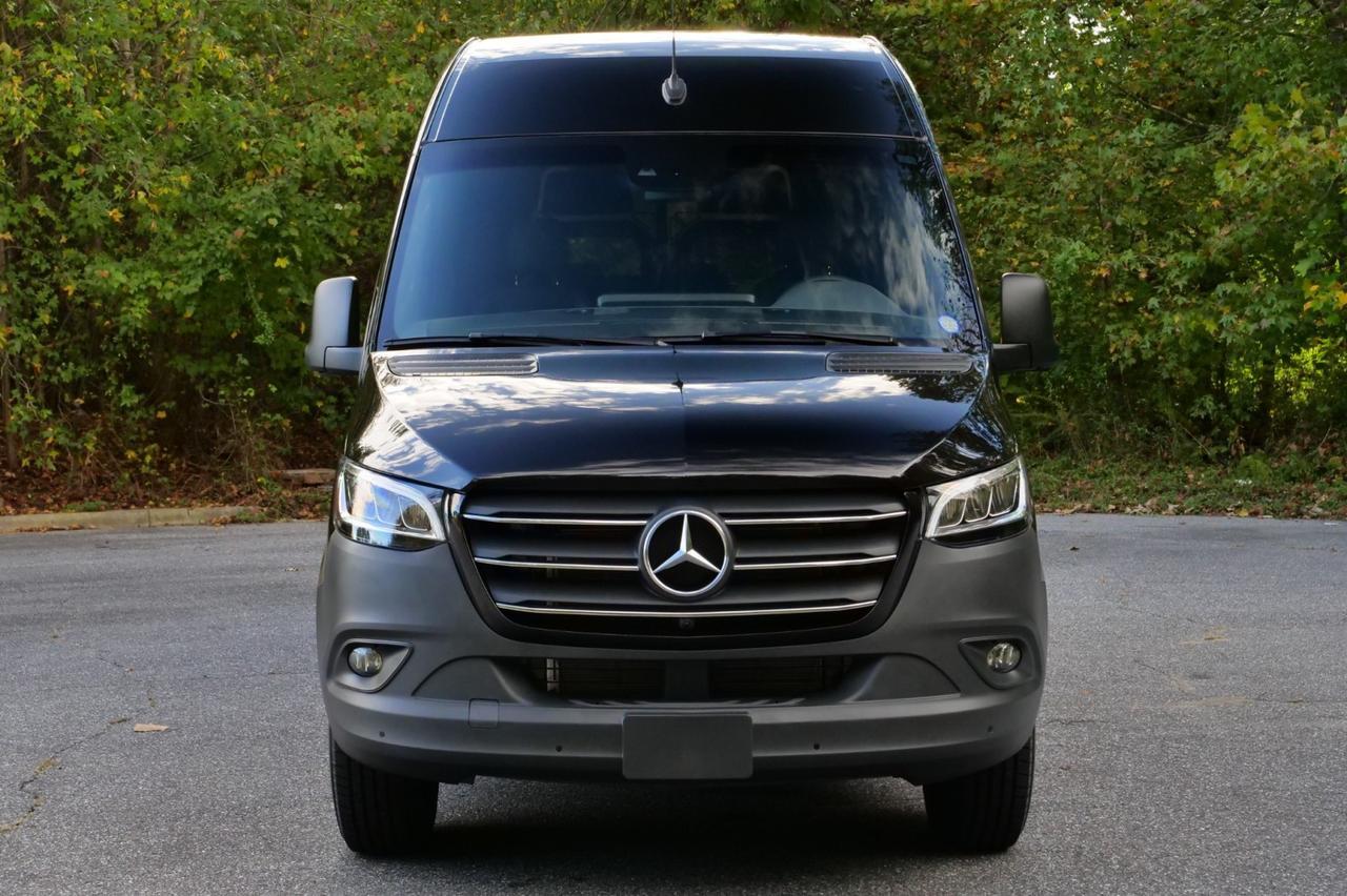 2024 Mercedes-Benz 2500 Sprinter Passenger Van / 12 Seats / Leather / High Roof / Diesel! Lincolnton NC