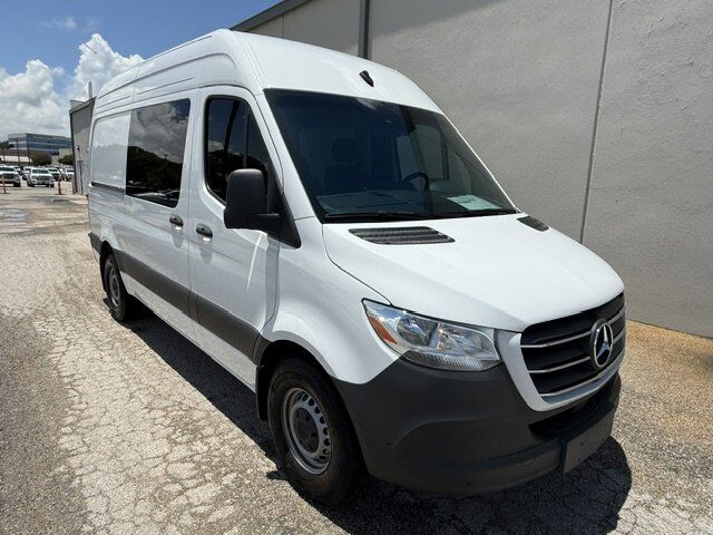 2024 Mercedes-Benz 2500 VAN