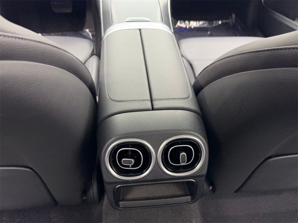 2024 Mercedes-Benz C-Class C 300 NAV,CAM,PANO,HTD STS,BLIND SPOT Irving TX
