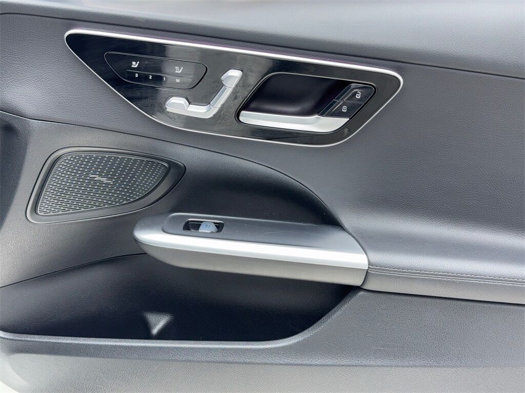 2024 Mercedes-Benz C-Class C 300 NAV,CAM,PANO,HTD STS,BLIND SPOT,18&quot; WLS Plano TX