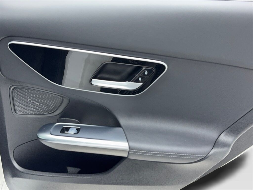 2024 Mercedes-Benz C-Class C 300 NAV,CAM,PANO,HTD STS,BLIND SPOT,19&quot; WLS Plano TX
