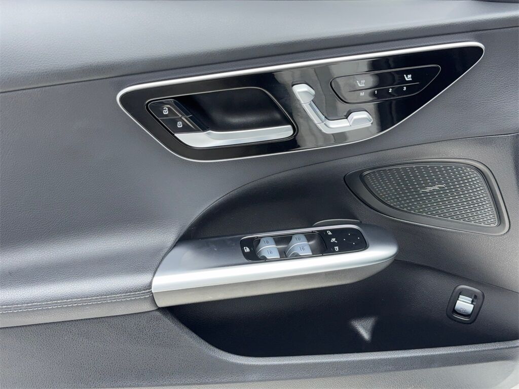2024 Mercedes-Benz C-Class C 300 NAV,CAM,PANO,HTD STS,BLIND SPOT,19&quot; WLS Plano TX