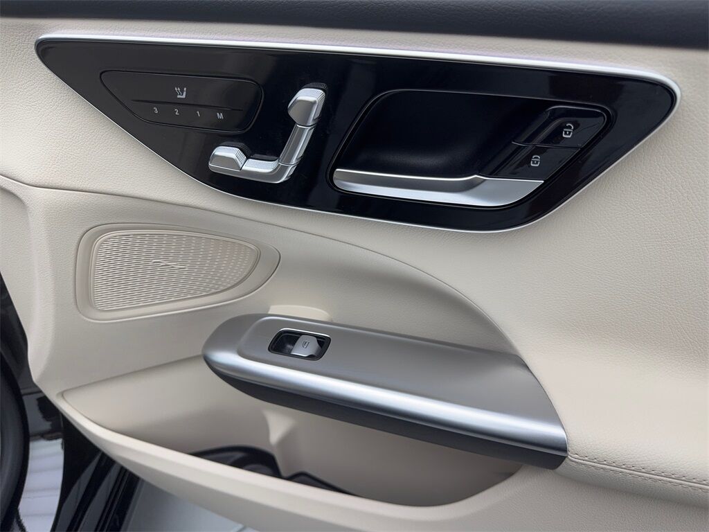 2024 Mercedes-Benz C-Class C 300 NAV,CAM,SUNROOF,HTD STS,BLIND SPOT,18&quot; WLS Irving TX