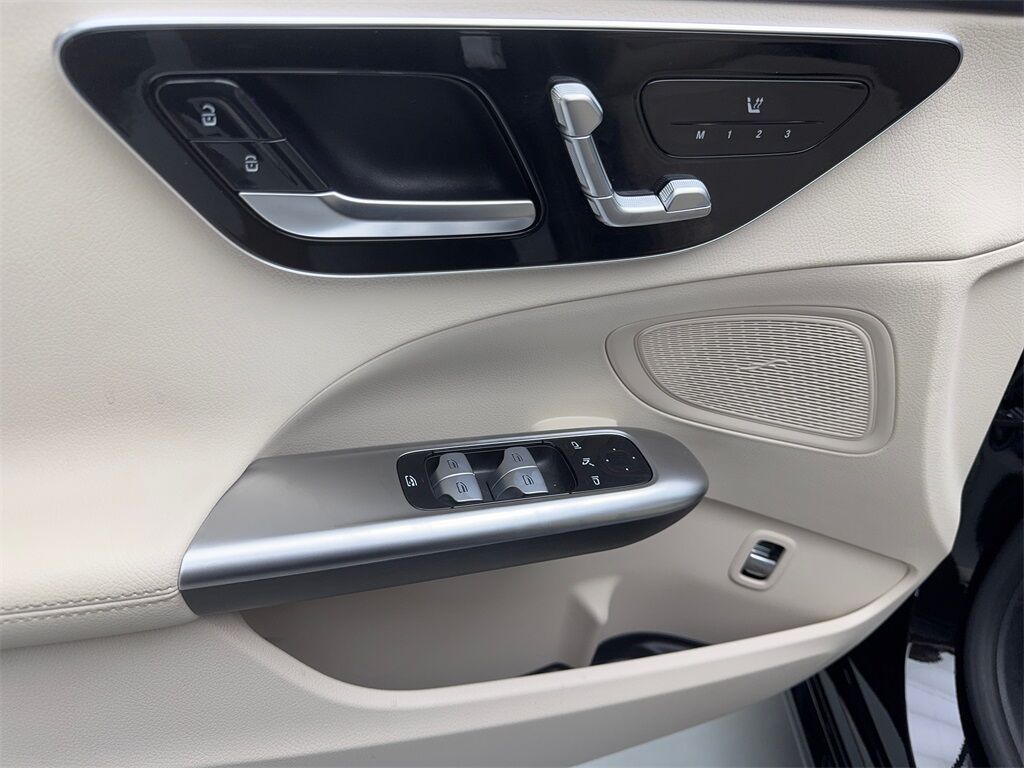 2024 Mercedes-Benz C-Class C 300 NAV,CAM,SUNROOF,HTD STS,BLIND SPOT,18&quot; WLS Irving TX