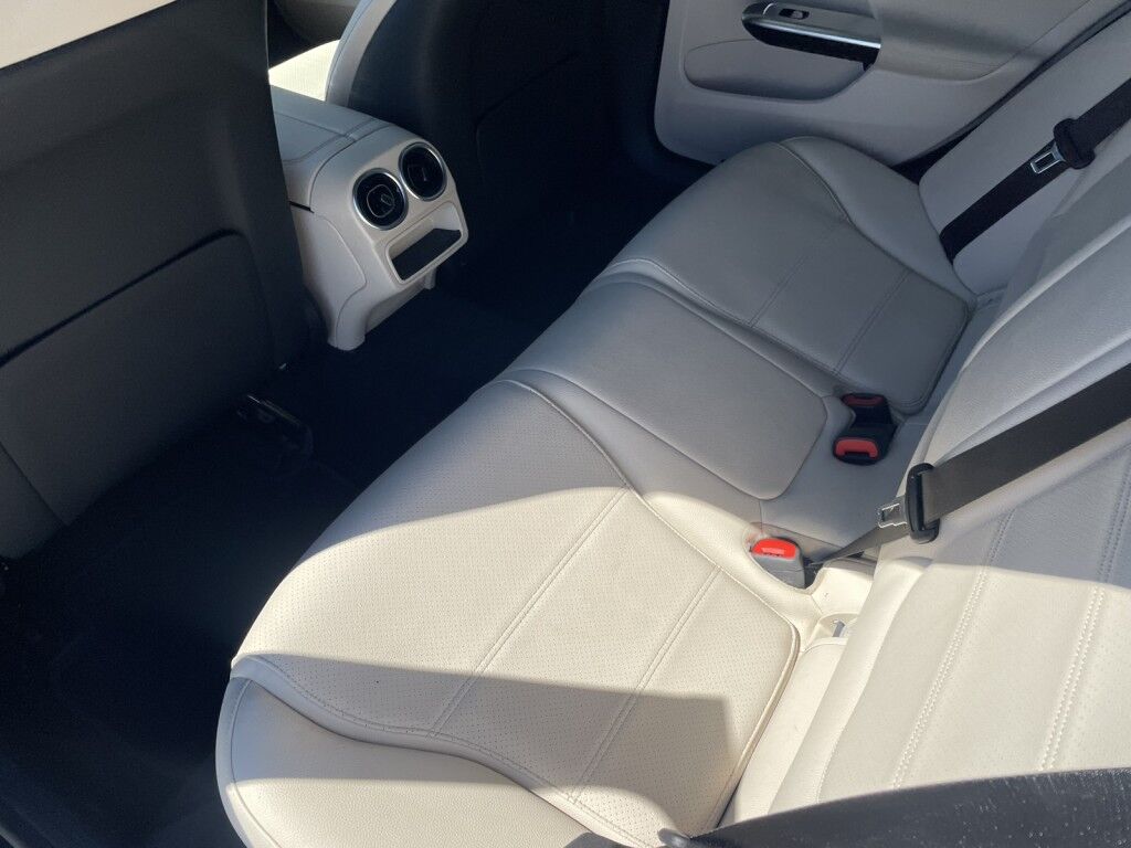 2024 Mercedes-Benz C-Class C 300~COOLED/HEATED LEATHER SEATS~DRIVER ASSIST PACKAGE~BURMEIST Sarasota FL