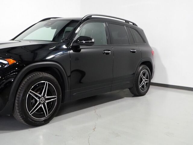 2024 Mercedes-Benz EQB 250+ *AMG NIGHT PKG, NAVIGATION, SAFETY ALERTS, BACKUP-CAMERA, COLOR TOUCHSCREEN, PANORAMA MOONROOF, HEATED SEATS/STEERING, POWER LIFTGATE, KEYLESS GO, WIRELESS CHARGING, ANDROID & APPLE Round Rock TX