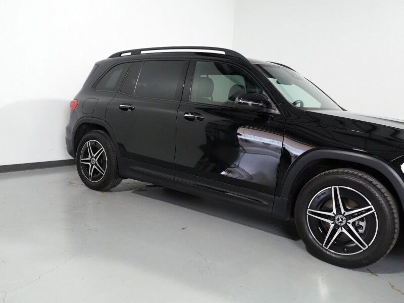 2024 Mercedes-Benz EQB 250+ *AMG NIGHT PKG, NAVIGATION, SAFETY ALERTS, BACKUP-CAMERA, COLOR TOUCHSCREEN, PANORAMA MOONROOF, HEATED SEATS/STEERING, POWER LIFTGATE, WIRELESS CHARGING, ANDROID & APPLE Round Rock TX