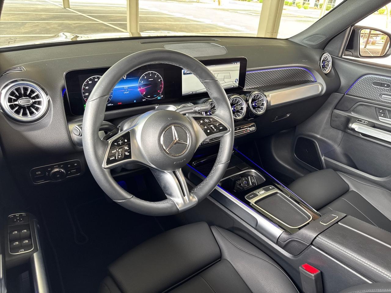 2024 Mercedes-Benz GLB 250 4Matic Pano Roof Exclusive Package 1-Owner Scottsdale AZ
