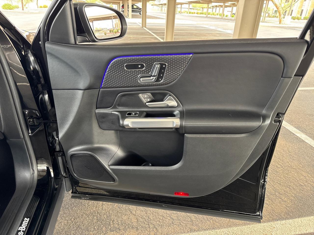 2024 Mercedes-Benz GLB 250 4Matic Pano Roof Exclusive Package 1-Owner Scottsdale AZ