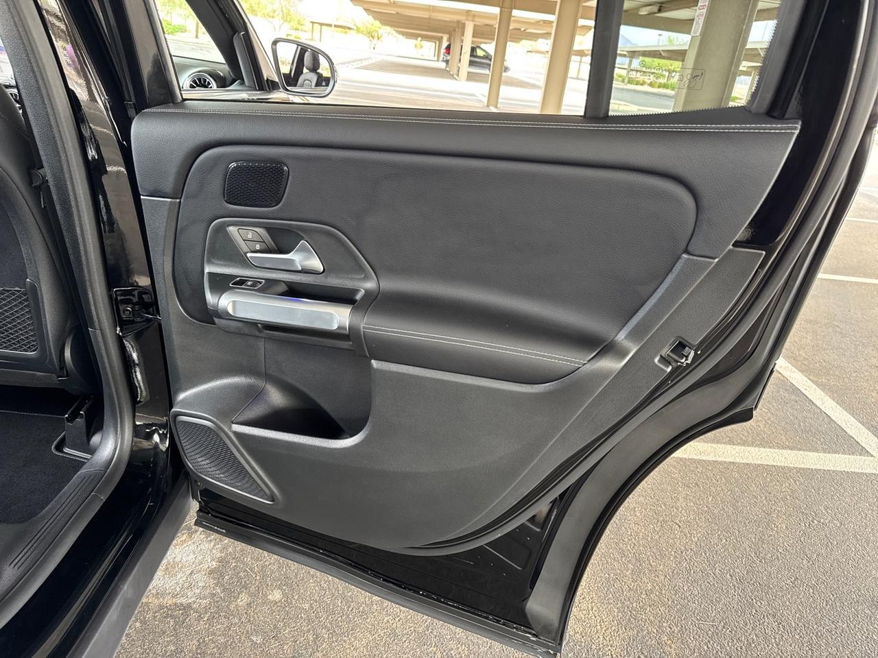 2024 Mercedes-Benz GLB 250 4Matic Pano Roof Exclusive Package 1-Owner Scottsdale AZ