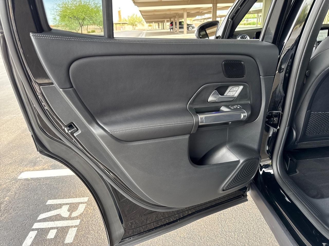 2024 Mercedes-Benz GLB 250 4Matic Pano Roof Exclusive Package 1-Owner Scottsdale AZ