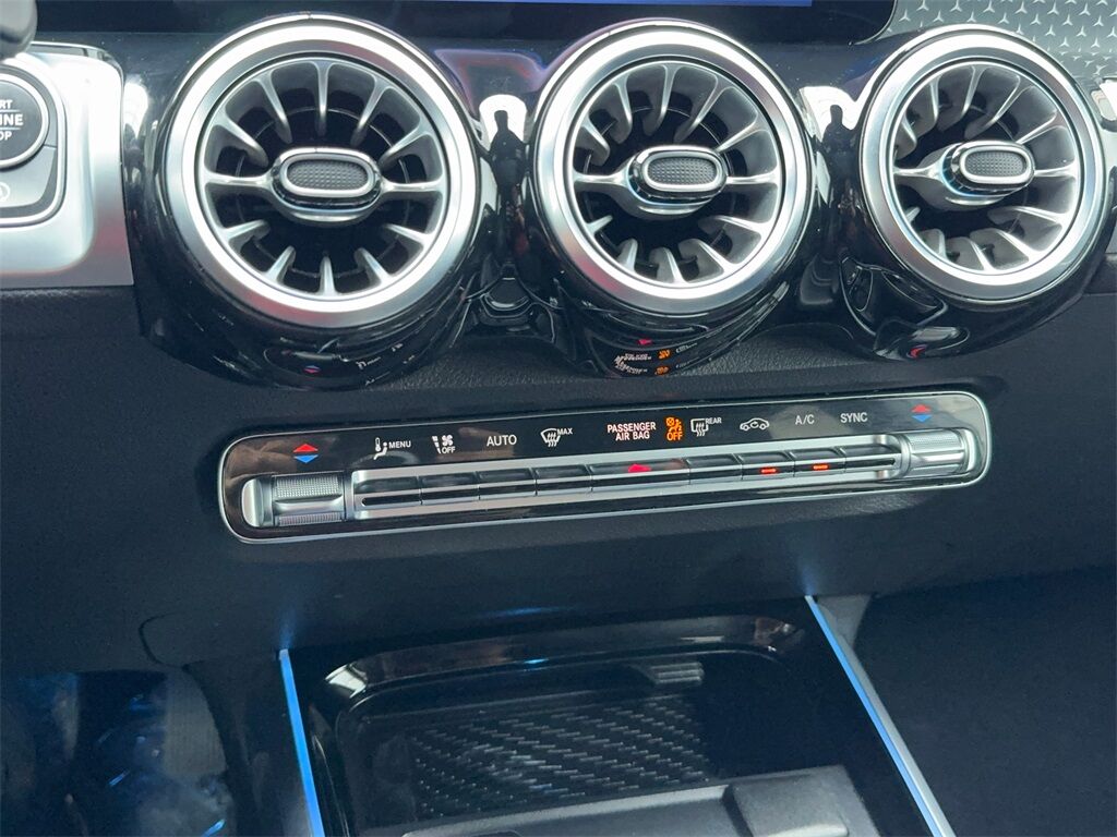 2024 Mercedes-Benz GLB GLB 250 NAV,CAM,PANO,HTD STS,BLIND SPOT,19&quot; WLS Plano TX