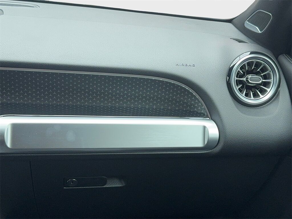 2024 Mercedes-Benz GLB GLB 250 NAV,CAM,PANO,HTD STS,BLIND SPOT,19&quot; WLS Plano TX