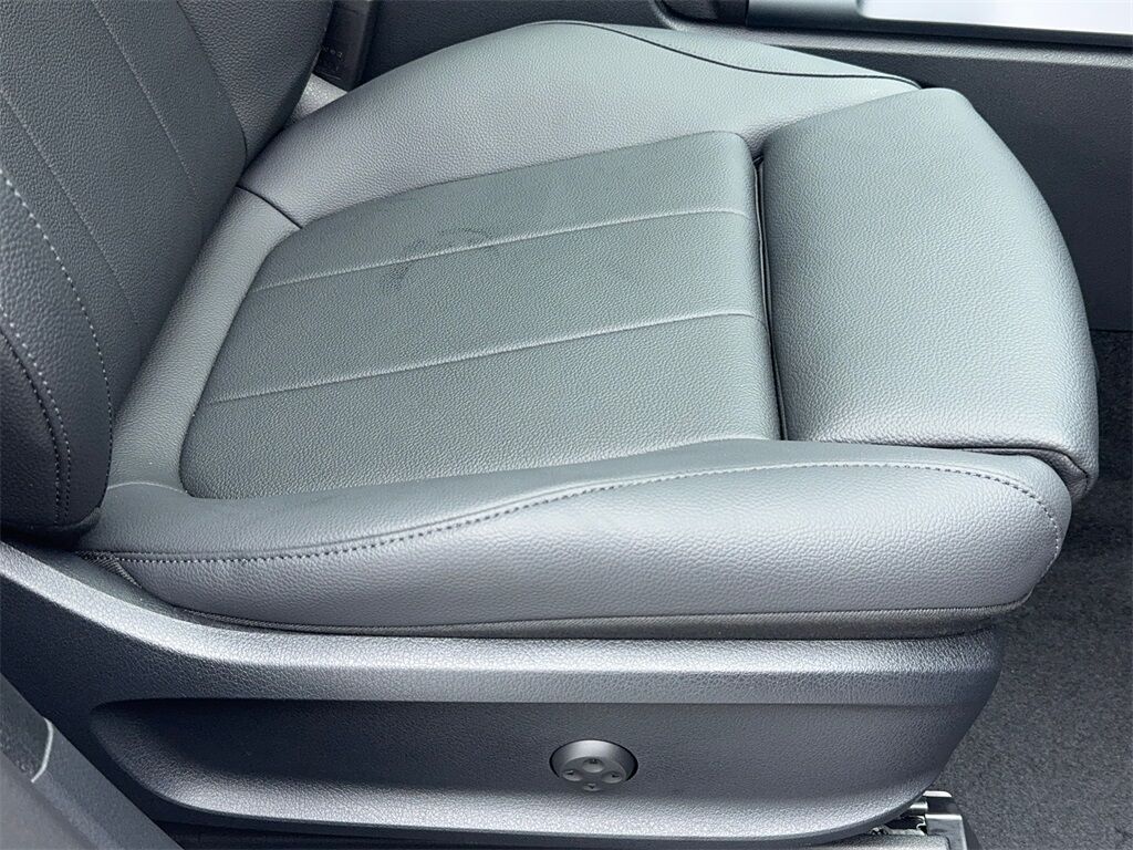 2024 Mercedes-Benz GLB GLB 250 NAV,CAM,PANO,HTD STS,BLIND SPOT,19&quot; WLS Plano TX