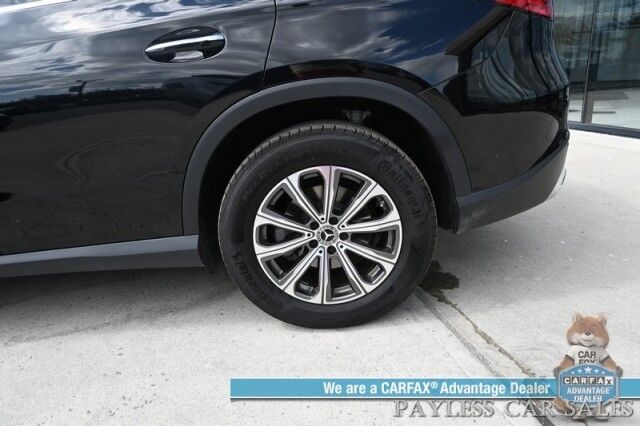 2024 Mercedes-Benz GLC 300 / AWD / Power Heated & Cooled Leather Seats / Blind Spot Alert / Apple CarPlay & Android Auto / Bluetooth / Back Up Camera / Cruise Control / Power Liftgate / Keyless Entry & Start / 32 MPG / 1-Owner Anchorage AK