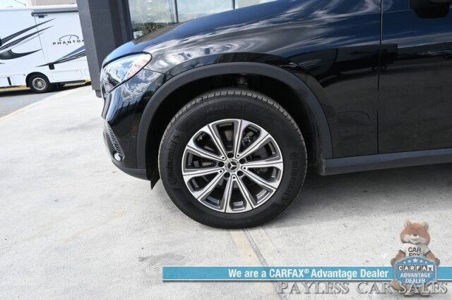 2024 Mercedes-Benz GLC 300 / AWD / Power Heated & Cooled Leather Seats / Blind Spot Alert / Apple CarPlay & Android Auto / Bluetooth / Back Up Camera / Cruise Control / Power Liftgate / Keyless Entry & Start / 32 MPG / 1-Owner Anchorage AK