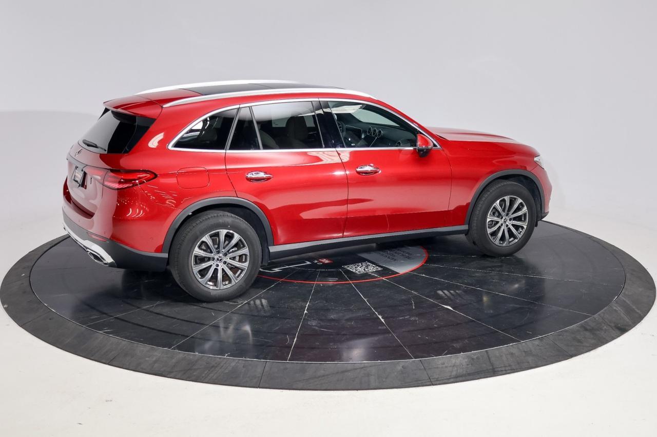 2024 Mercedes-Benz GLC 300