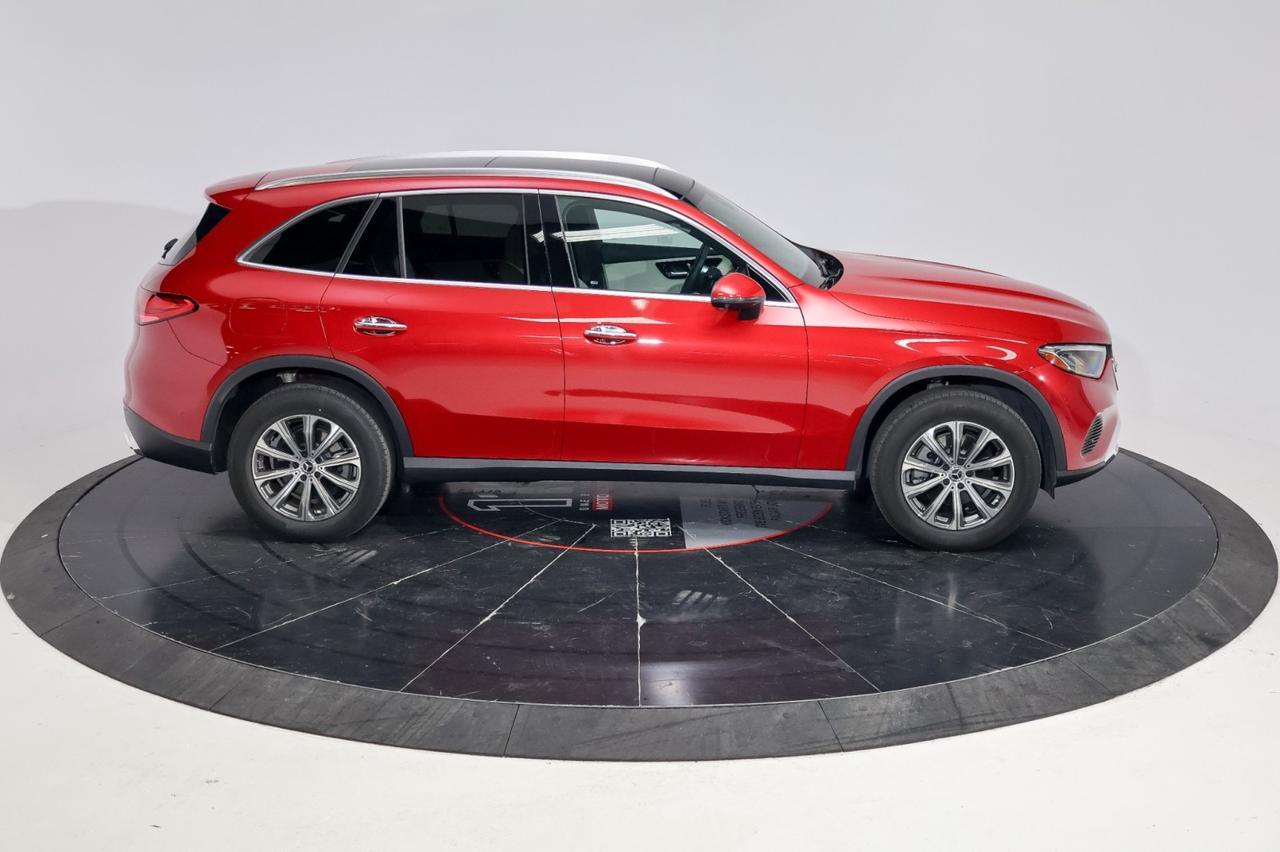 2024 Mercedes-Benz GLC 300