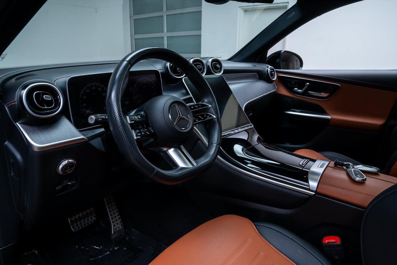 2024 Mercedes-Benz GLC GLC 300 1 Owner / Night Package / AMG Line Portland OR