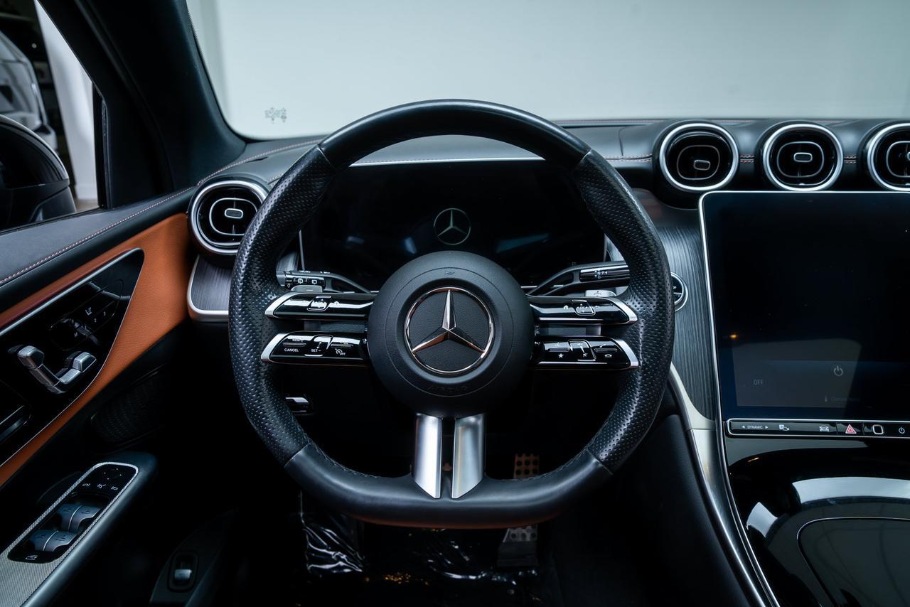2024 Mercedes-Benz GLC GLC 300 1 Owner / Night Package / AMG Line Portland OR