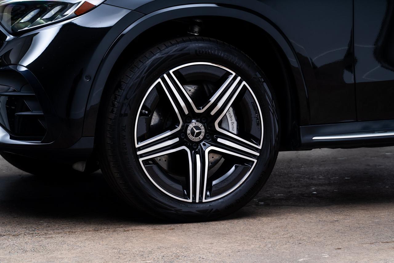 2024 Mercedes-Benz GLC GLC 300 1 Owner / Night Package / AMG Line Portland OR