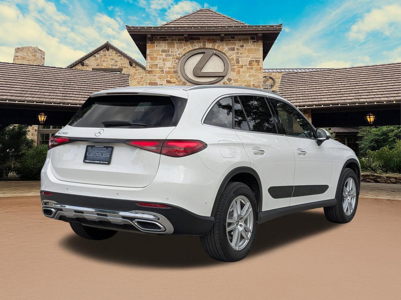 2024 Mercedes-Benz GLC GLC 300