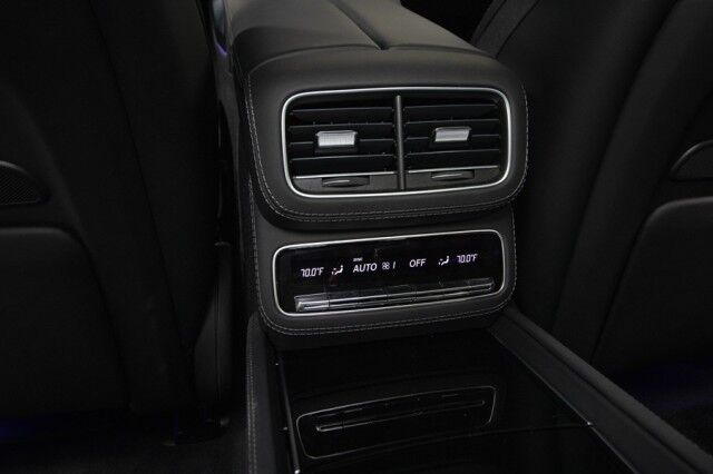 2024 Mercedes-Benz GLS 600 Maybach *11,000 MILES* *4-SEAT CONFIGURATION* *REAR SEAT ENTERTAINMENT* *PICNIC TABLES* *BLACKOUT PACKAGE* *23s* San Diego CA