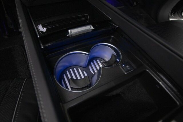 2024 Mercedes-Benz GLS 600 Maybach *11,000 MILES* *4-SEAT CONFIGURATION* *REAR SEAT ENTERTAINMENT* *PICNIC TABLES* *BLACKOUT PACKAGE* *23s* San Diego CA