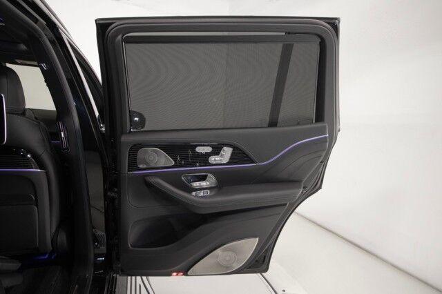 2024 Mercedes-Benz GLS 600 Maybach *11,000 MILES* *4-SEAT CONFIGURATION* *REAR SEAT ENTERTAINMENT* *PICNIC TABLES* *BLACKOUT PACKAGE* *23s* San Diego CA