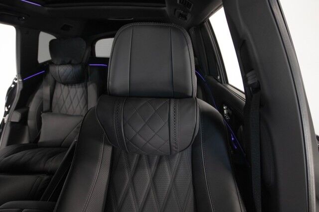 2024 Mercedes-Benz GLS 600 Maybach *11,000 MILES* *4-SEAT CONFIGURATION* *REAR SEAT ENTERTAINMENT* *PICNIC TABLES* *BLACKOUT PACKAGE* *23s* San Diego CA