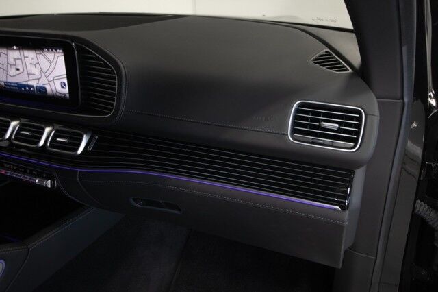 2024 Mercedes-Benz GLS 600 Maybach *11,000 MILES* *4-SEAT CONFIGURATION* *REAR SEAT ENTERTAINMENT* *PICNIC TABLES* *BLACKOUT PACKAGE* *23s* San Diego CA