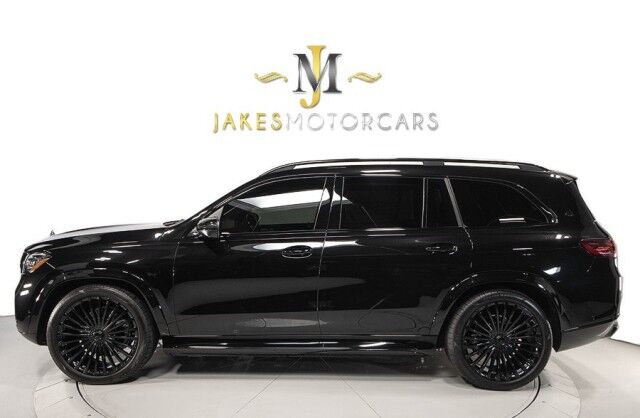 2024 Mercedes-Benz GLS 600 Maybach *11,000 MILES* *4-SEAT CONFIGURATION* *REAR SEAT ENTERTAINMENT* *PICNIC TABLES* *BLACKOUT PACKAGE* *23s* San Diego CA