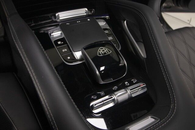 2024 Mercedes-Benz GLS 600 Maybach *11,000 MILES* *4-SEAT CONFIGURATION* *REAR SEAT ENTERTAINMENT* *PICNIC TABLES* *BLACKOUT PACKAGE* *23s* San Diego CA