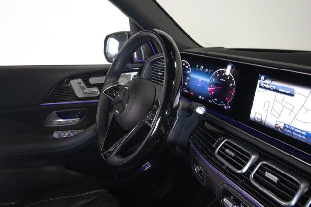 2024 Mercedes-Benz GLS 600 Maybach *11,000 MILES* *4-SEAT CONFIGURATION* *REAR SEAT ENTERTAINMENT* *PICNIC TABLES* *BLACKOUT PACKAGE* *23s* San Diego CA