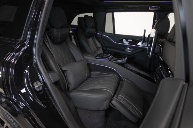 2024 Mercedes-Benz GLS 600 Maybach *11,000 MILES* *4-SEAT CONFIGURATION* *REAR SEAT ENTERTAINMENT* *PICNIC TABLES* *BLACKOUT PACKAGE* *23s* San Diego CA