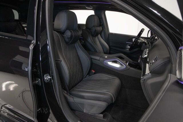 2024 Mercedes-Benz GLS 600 Maybach *11,000 MILES* *4-SEAT CONFIGURATION* *REAR SEAT ENTERTAINMENT* *PICNIC TABLES* *BLACKOUT PACKAGE* *23s* San Diego CA