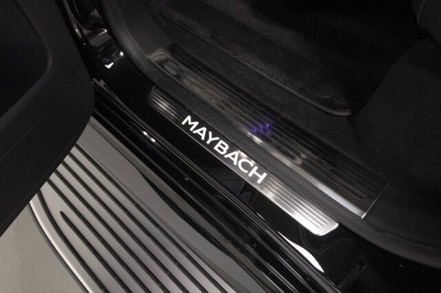 2024 Mercedes-Benz GLS 600 Maybach *11,000 MILES* *4-SEAT CONFIGURATION* *REAR SEAT ENTERTAINMENT* *PICNIC TABLES* *BLACKOUT PACKAGE* *23s* San Diego CA