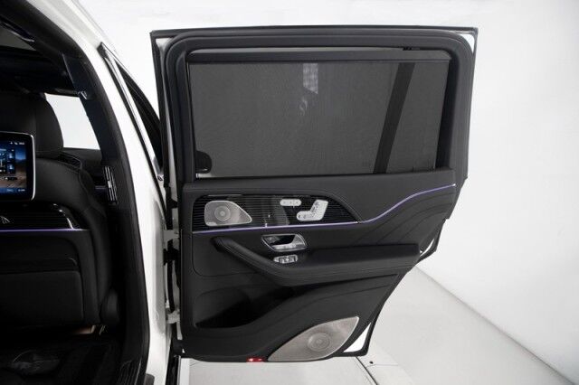 2024 Mercedes-Benz GLS 600 Maybach *7900 MILES* *4-SEAT CONFIGURATION* *REAR SEAT ENTER San Diego CA