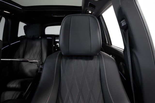 2024 Mercedes-Benz GLS 600 Maybach *7900 MILES* *4-SEAT CONFIGURATION* *REAR SEAT ENTER San Diego CA