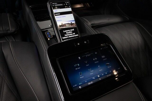 2024 Mercedes-Benz GLS 600 Maybach *7900 MILES* *4-SEAT CONFIGURATION* *REAR SEAT ENTER San Diego CA