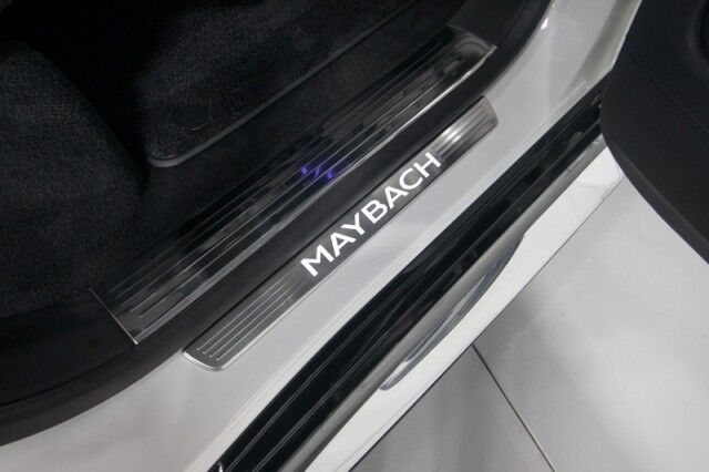 2024 Mercedes-Benz GLS 600 Maybach *7900 MILES* *4-SEAT CONFIGURATION* *REAR SEAT ENTER San Diego CA