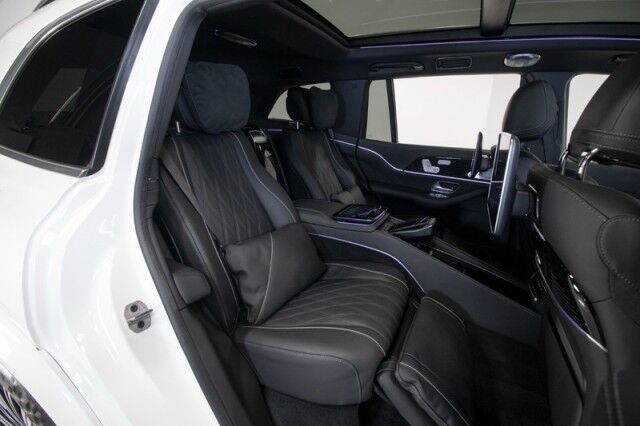 2024 Mercedes-Benz GLS 600 Maybach *7900 MILES* *4-SEAT CONFIGURATION* *REAR SEAT ENTER San Diego CA