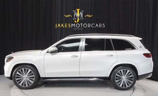 2024 Mercedes-Benz GLS 600 Maybach *7900 MILES* *4-SEAT CONFIGURATION* *REAR SEAT ENTER San Diego CA