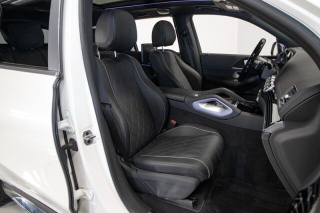 2024 Mercedes-Benz GLS 600 Maybach *7900 MILES* *4-SEAT CONFIGURATION* *REAR SEAT ENTER San Diego CA
