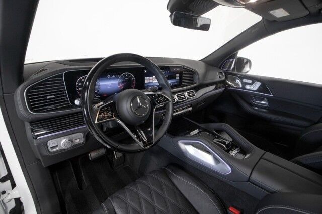 2024 Mercedes-Benz GLS 600 Maybach *7900 MILES* *4-SEAT CONFIGURATION* *REAR SEAT ENTER San Diego CA