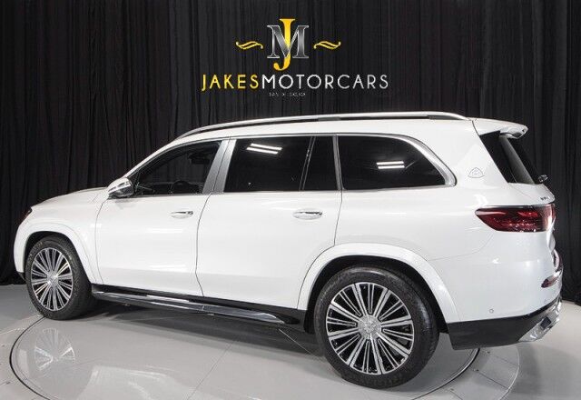 2024 Mercedes-Benz GLS 600 Maybach *7900 MILES* *4-SEAT CONFIGURATION* *REAR SEAT ENTER San Diego CA