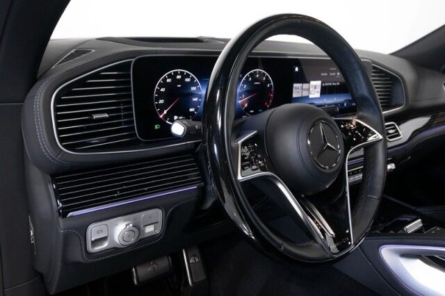 2024 Mercedes-Benz GLS 600 Maybach *7900 MILES* *4-SEAT CONFIGURATION* *REAR SEAT ENTER San Diego CA