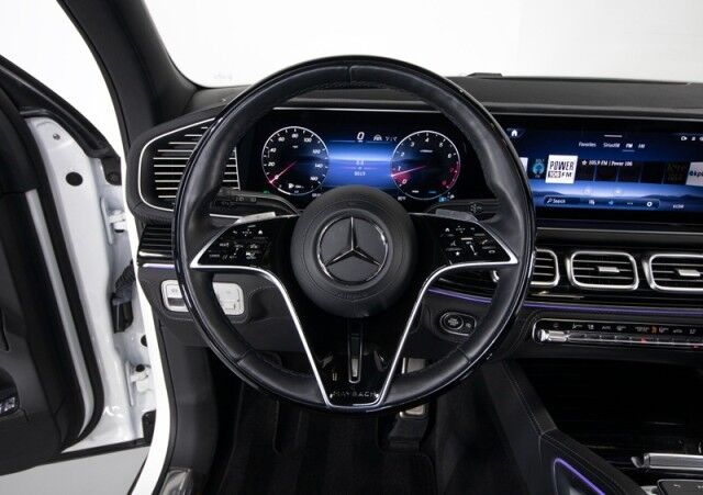 2024 Mercedes-Benz GLS 600 Maybach *7900 MILES* *4-SEAT CONFIGURATION* *REAR SEAT ENTER San Diego CA