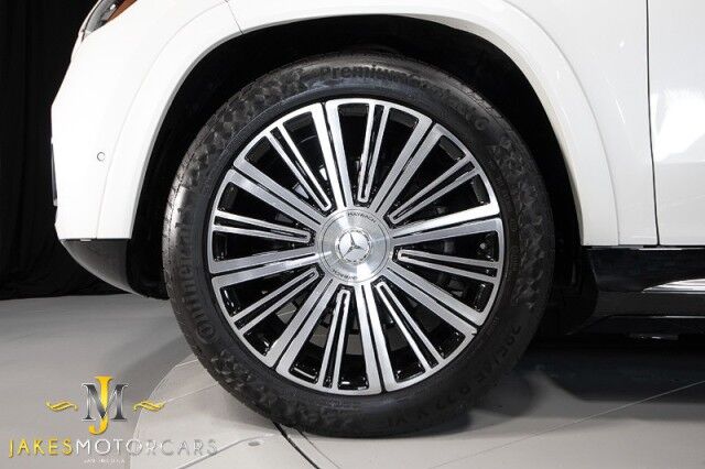 2024 Mercedes-Benz GLS 600 Maybach *7900 MILES* *4-SEAT CONFIGURATION* *REAR SEAT ENTER San Diego CA