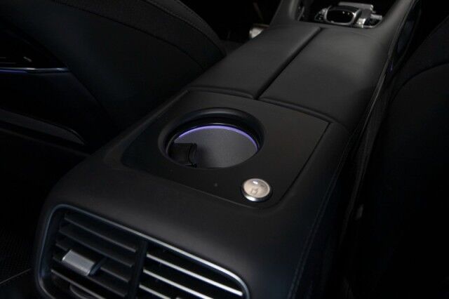 2024 Mercedes-Benz GLS 600 Maybach *REAR ENTERTAINMENT PKG* *23 INCH MAYBACH PLATE WHEELS* *1-OWNER* San Diego CA